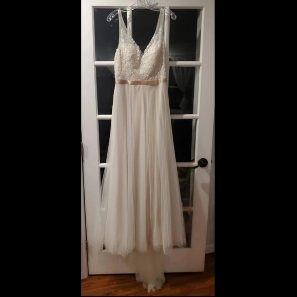 WTOO Persiphone Wedding Gown - Picture 4 of 12